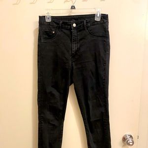 High waisted distressed black skinny jeans
